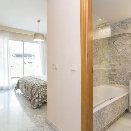 Apartment Urban Shopping Banus